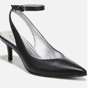Eliya naturalizer pumps